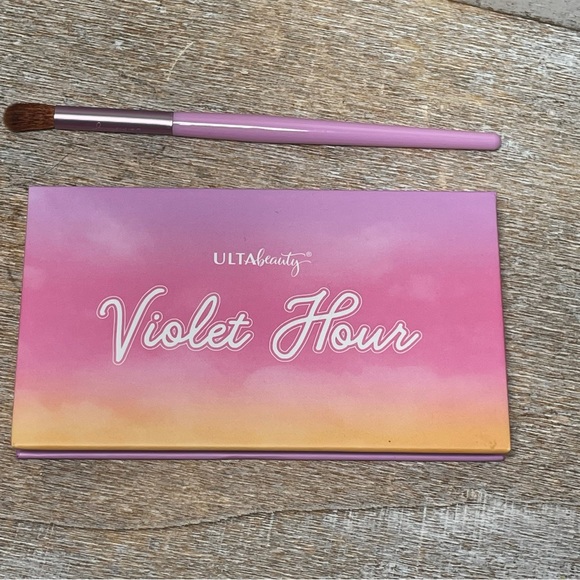 Ulta Beauty Violet Hour Eye Shadow Palette 8 Shades With Brush 0.72g/0.02 oz New - Picture 6 of 16